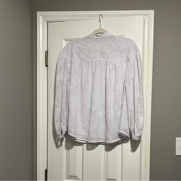 Soft Surroundings pearl button embroidered Top - Picture 3 of 4